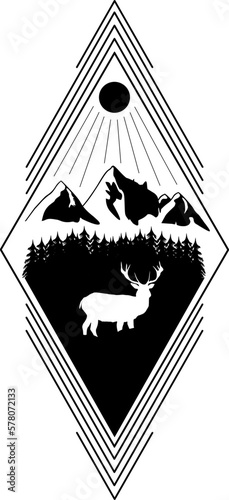 Landschaft mit Bergen, Wald, Sonne und Hirsch Silhouetten