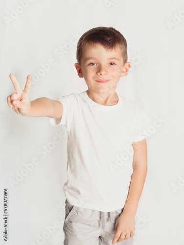little boy vicory sign