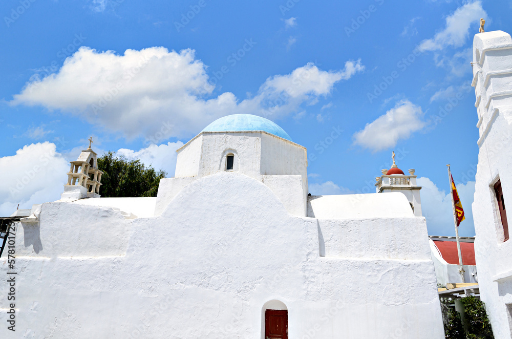 Myconos, views of the white houses with their cobbled streets. Village bathed by the South Aegean Sea, in the Cyclades, Greece