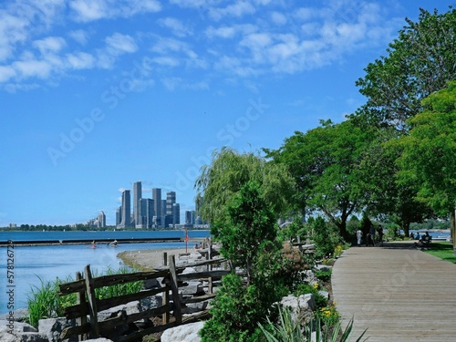 Photography Toronto waterfront park and boardwalk near Sunnyside Beach