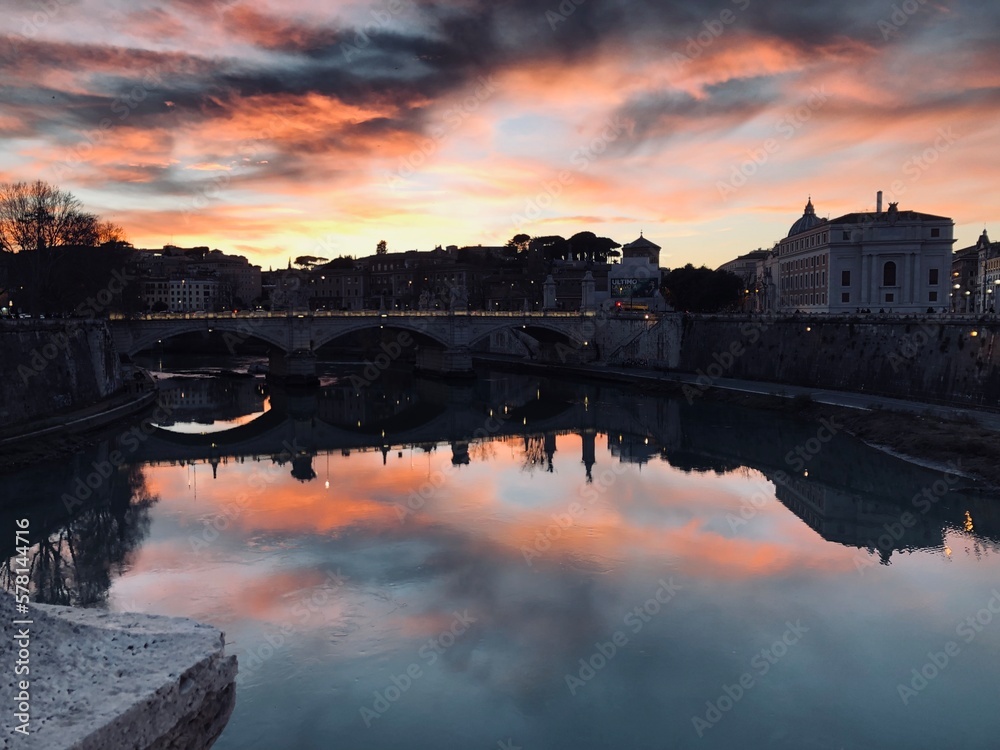 Naklejka premium atardecer de colores