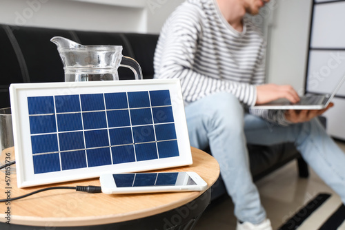 Portable solar panel chargi...