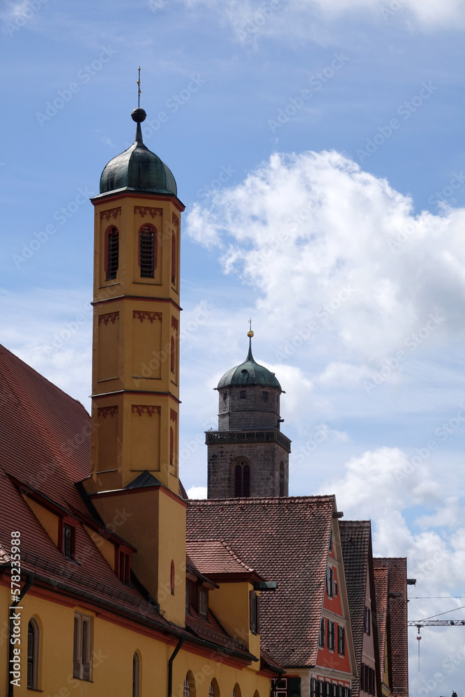 Heilig-Geist-Kirche und Muenster in Dinkelsbuehl