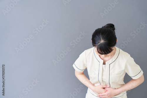 Fotografia, Obraz お辞儀をするエステ・美容クリニックの女性