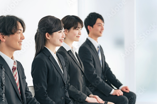 グループ面接イメージ　就活生　就職活動 photo