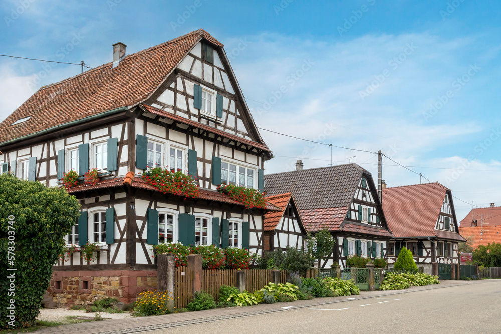 Fachwerkhäuser im Dorf Seebach, Département Bas-Rhin, Elsass, Frankreich