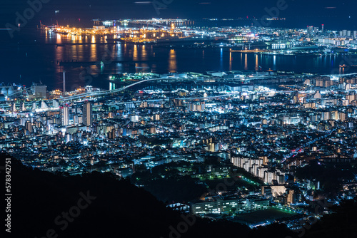 日本　兵庫県神戸市の六甲山天覧台から眺める神戸市街とポートアイランドの夜景