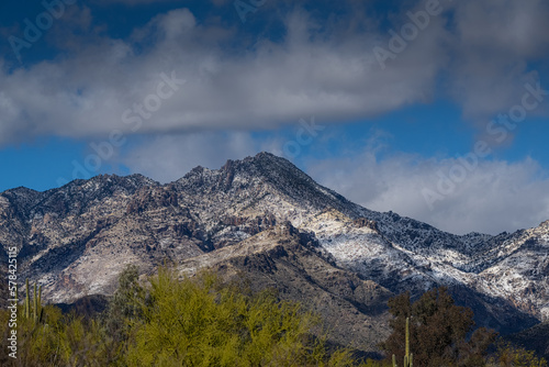 2023-03-02 SANTA CATALINA MOUNTAINS NEAR TUCSON ARIZONA WITH A DUSTING OF SNOW INMARCH AND A NICE CLOUDY SKY