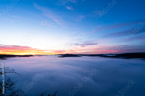 Fototapeta Naklejka Na Ścianę i Meble -  foggy sunrise