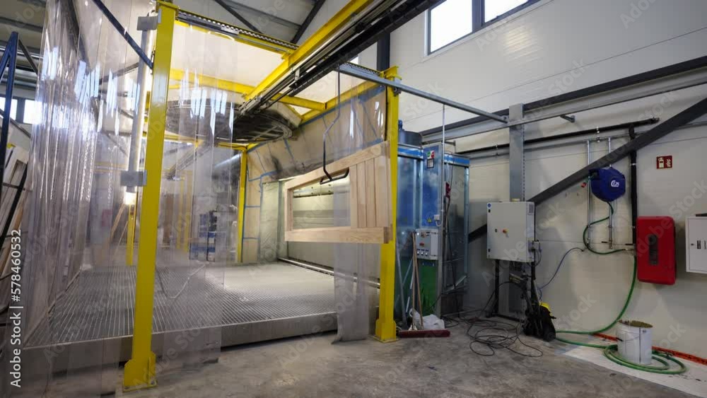 Transporting mechanism in a woodworking factory Transporting mechanism in a woodworking factory