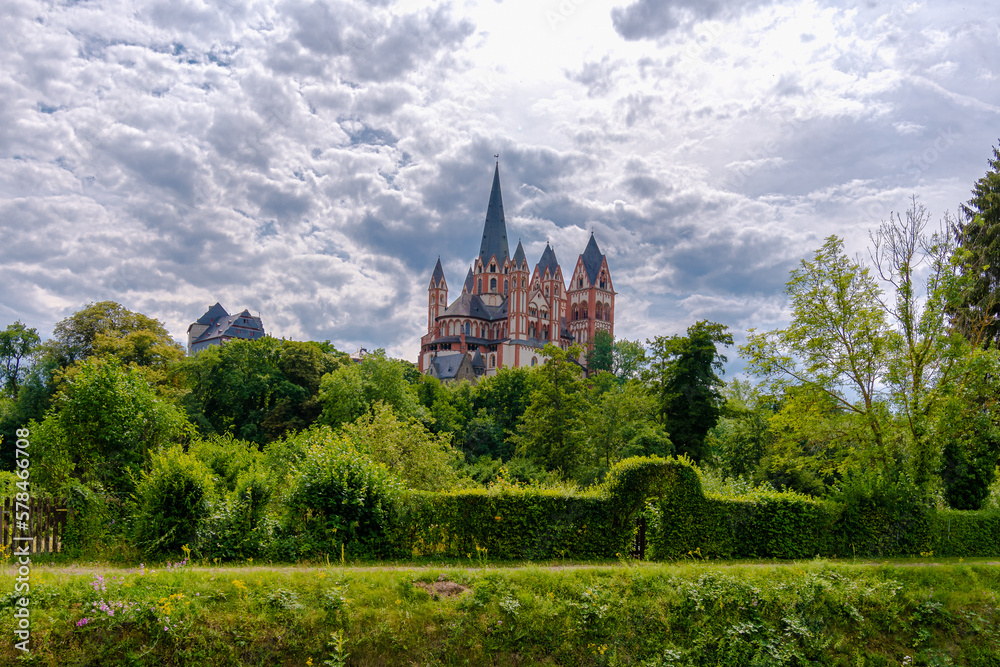 Limburg an der Lahn mit dem berühmten Dom in Hessen Limburg an der Lahn mit dem berühmten Dom in Hessen