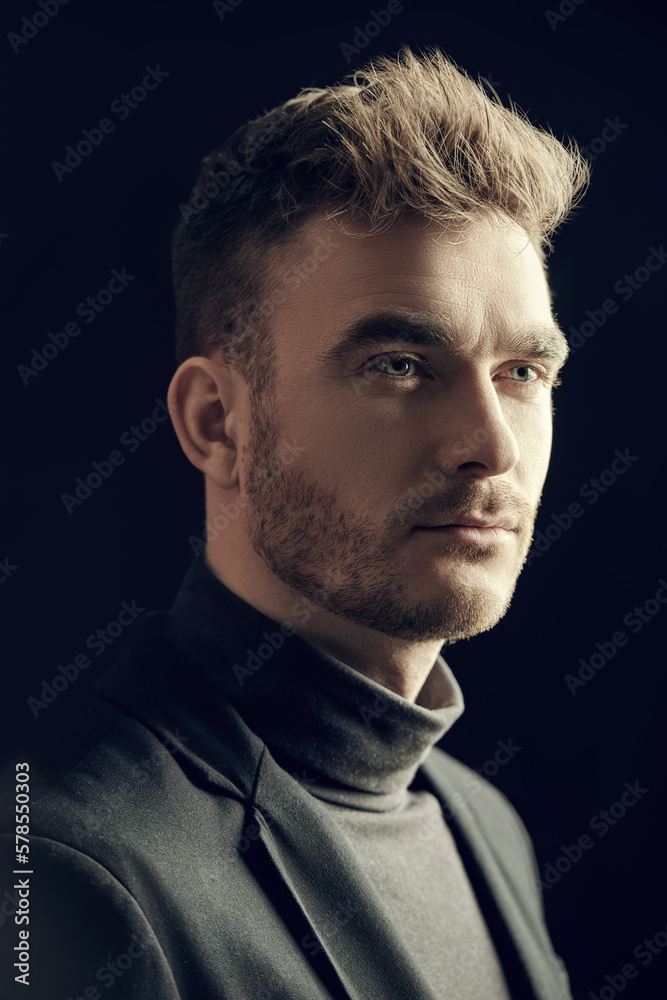 Fototapeta premium confident handsome man