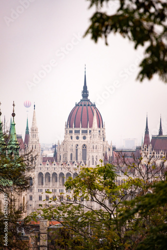 Budapest beautiful view with Hungarian parliament building. © erika8213