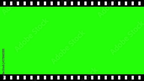映画フイルムのフレームが右から左へ流れていきます　背景グリーンバック　30秒でループ