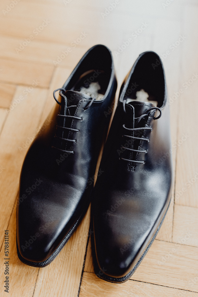 Chaussures en cuir noir pour homme Chaussures en cuir noir pour homme