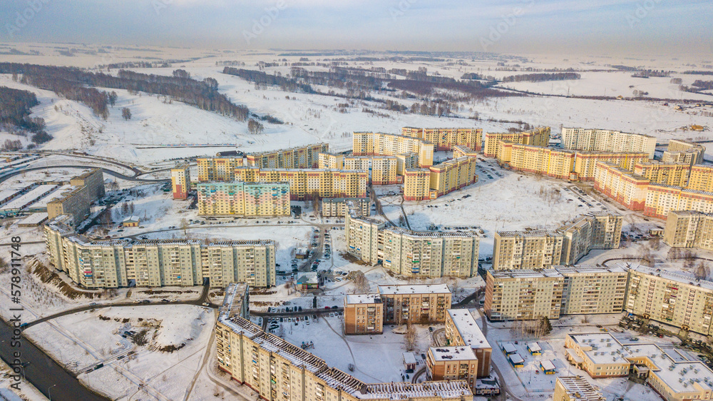 the urban landscape of Novokuznetsk in winter from a bird's eye view