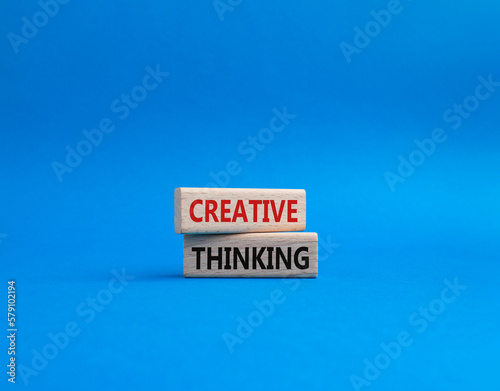 Creative thinkig symbol. Wooden blocks with words Creative thinkig. Beautiful blue background. Business and Creative thinkig concept. Copy space.