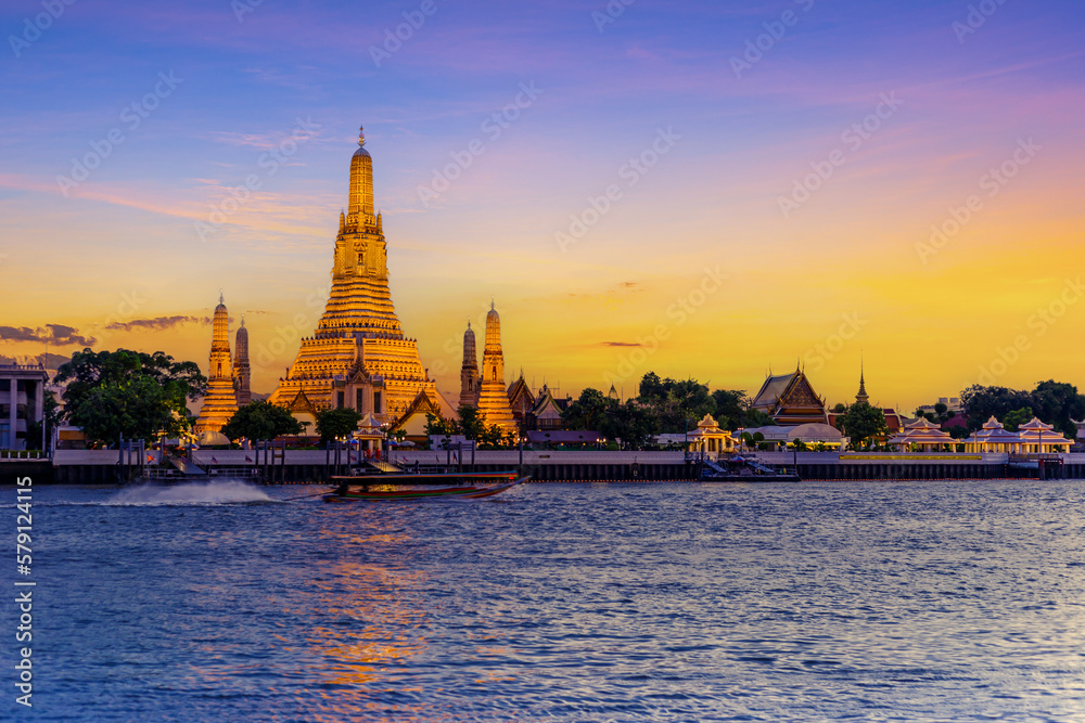 Wat Arun, Bangkok, Thailand,Wat Arun, the landmark of Bangkok's sunset
