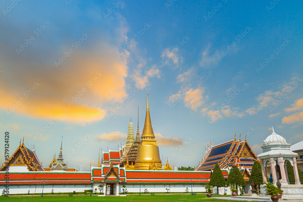 Naklejka premium Wat Phra Kaew, Bangkok, Thailand,Wat Phra Kaew in Bangkok, Thailand - is a sacred temple and it's a part of the Thai grand palace, the Temple houses an ancient Emerald Buddha