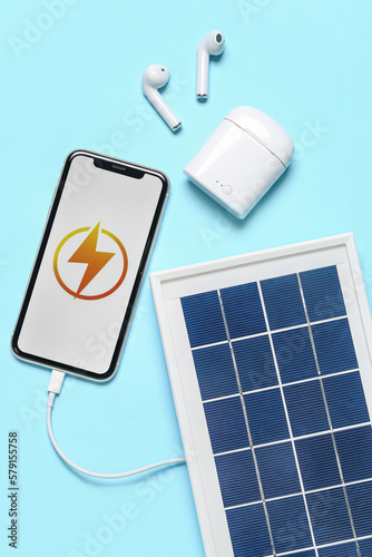Portable solar panel with m...