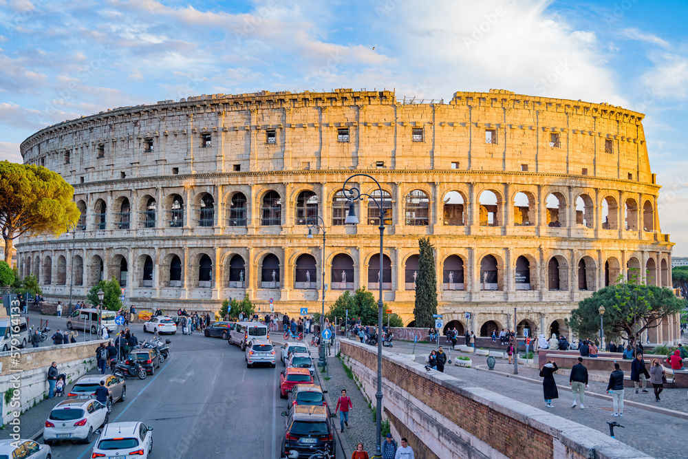 The Colosseum, Colosseo, iconic amphitheatre Arena in the centre of the old town of Rome, Roma, just east of the Roman Forum