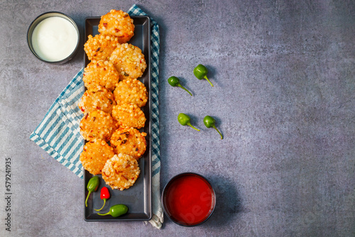 Fotografia Indian popular festival food Sabudana Vada