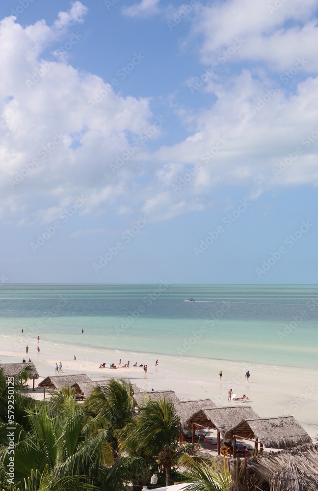 Fototapeta premium Holbox, hermosa isla en el caribe mexicano