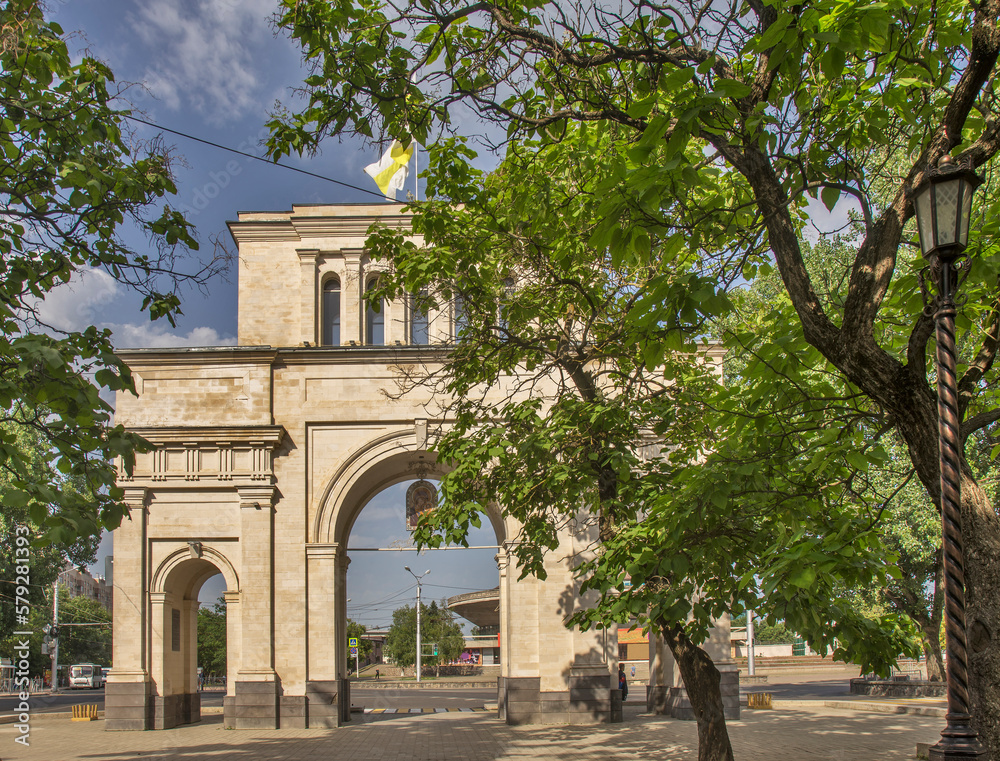 Obraz premium Triumphal arch - Tiflis gate in Stavropol. Russia