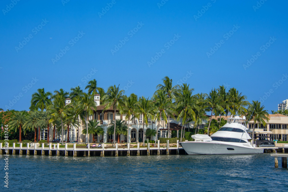 Architecture along the canals of Fort Lauderdale in Florida, USA