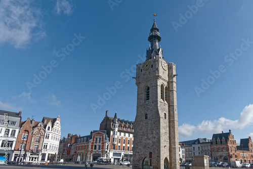 Grand'Place de Béthune et son vieux beffroi - Pas-deCalais - France