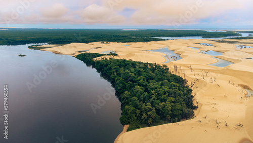 Slika na platnu Rio Dunas Praia Lagoas Pequenos Lençóis Paisagem Barreirinhas Vilarejo Caburé Ma