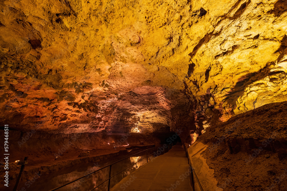 Interior view of the Meramec Caverns