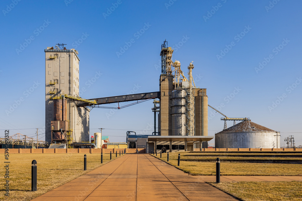 Obraz premium Sunny view of the Cargill