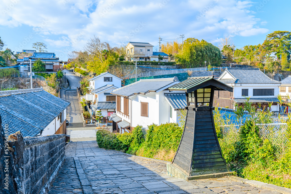 冬の杵築城下町 酢屋の坂と塩屋の坂 大分県杵築市 Kitsuki castle town in winter. Suya no Saka and Shioya no Saka. Ooita Pref. Kitsuki city. 冬の杵築城下町 酢屋の坂と塩屋の坂 大分県杵築市 Kitsuki castle town in winter. Suya no Saka and Shioya no Saka. Ooita Pref. Kitsuki city.
