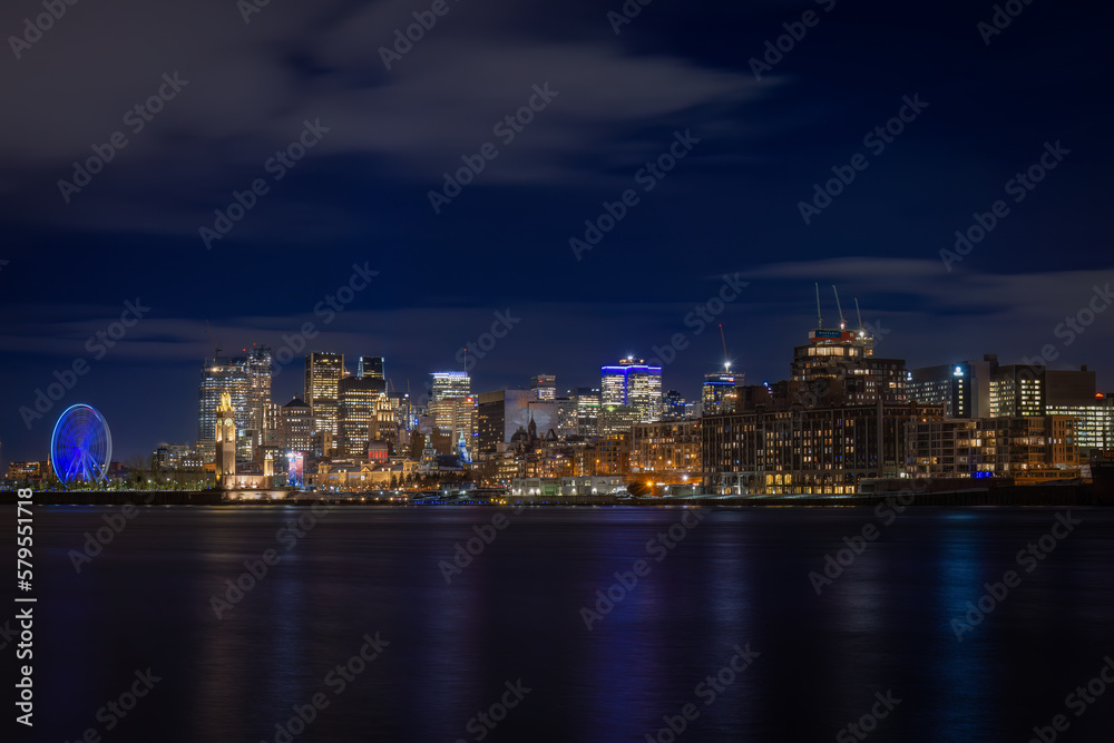 Montreal, the economic metropolis of the province of Quebec. view of the downtown by night.