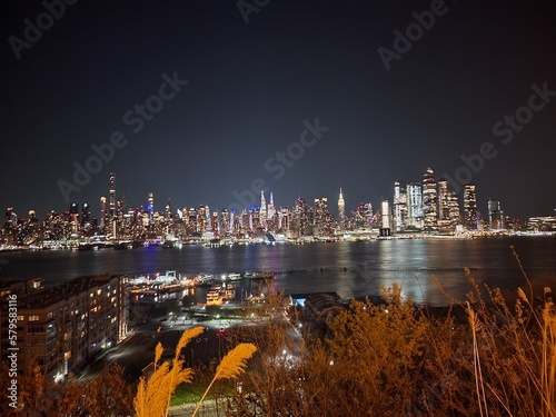 Manhattan skyline at night