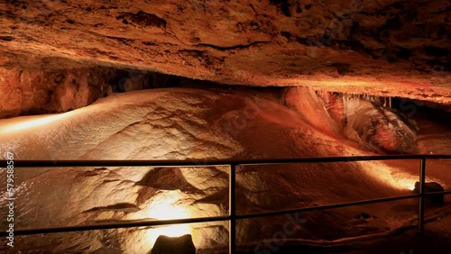 Interior view of the Meramec Caverns photo