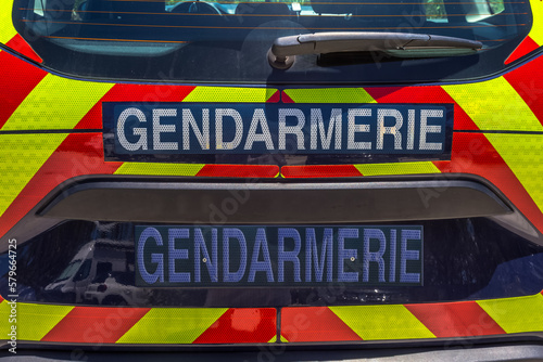 Véhicule de gendarmerie  photo