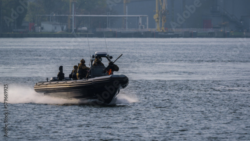 NAVY - Special operiations forces on a speedboat