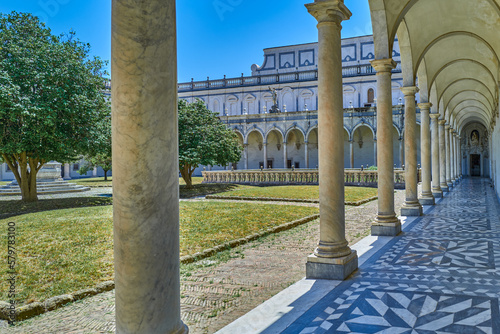 Naples, art, architecture and traditions