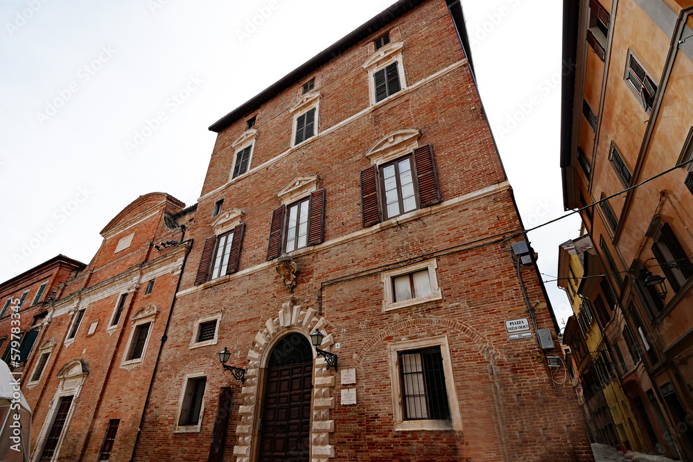 Jesi Haus an der Piazza Angelo Colocci