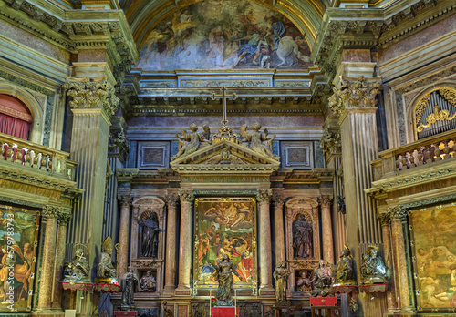Naples, art, architecture and traditions