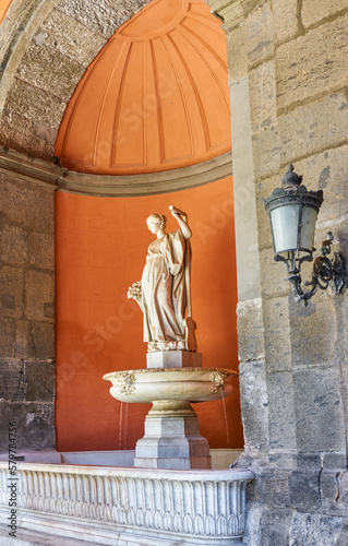 Naples, art, architecture and traditions