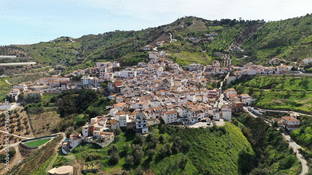 Iznate , localidad malagueña perteneciente a la comarca de la axarquía ( Velez Málaga )