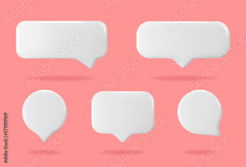 3D glossy blank white speech bubbles isolated on pink background. Chat, message and dialogue symbol. Vector illustration
