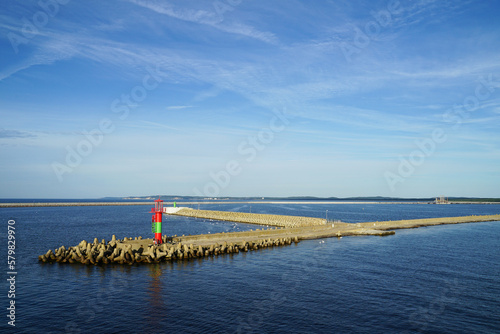 Obraz na płótnie Poland, Swinoujscie, entrance to the port. w salonie