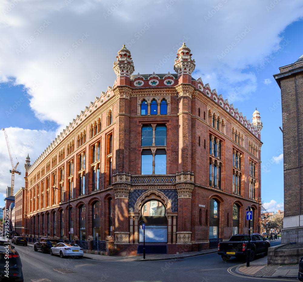 Fototapeta premium A different style architecture of a building on Park square Leeds, West Yorkshire, England.