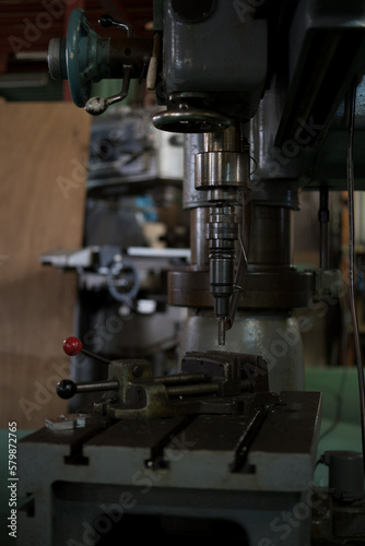 Threaded with radial drilling machine