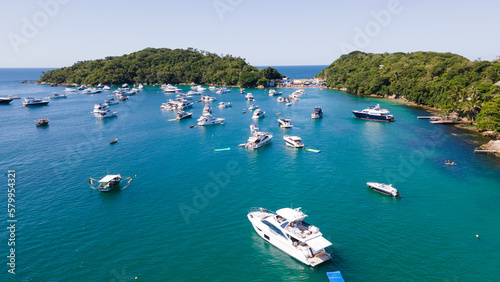 LANCHAS NA LAGOINHA - BOMBINHAS -SC - BRASIL