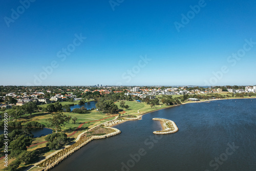 Tableau sur toile Aerial view of the South Perth Foreshore and Swan River in Perth, Western Austra